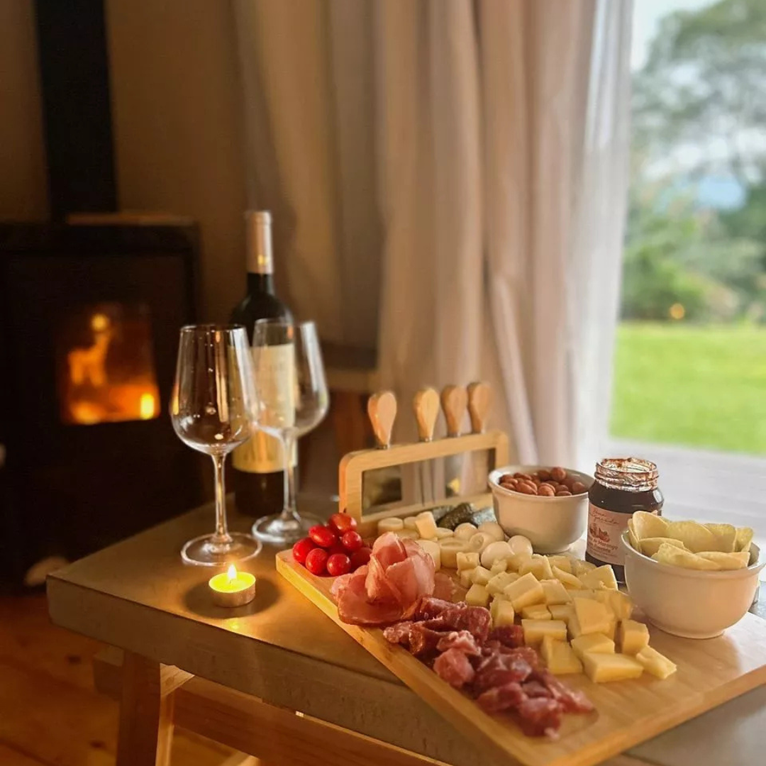 Tábua de Corte para Queijos em Bambu com Acessórios